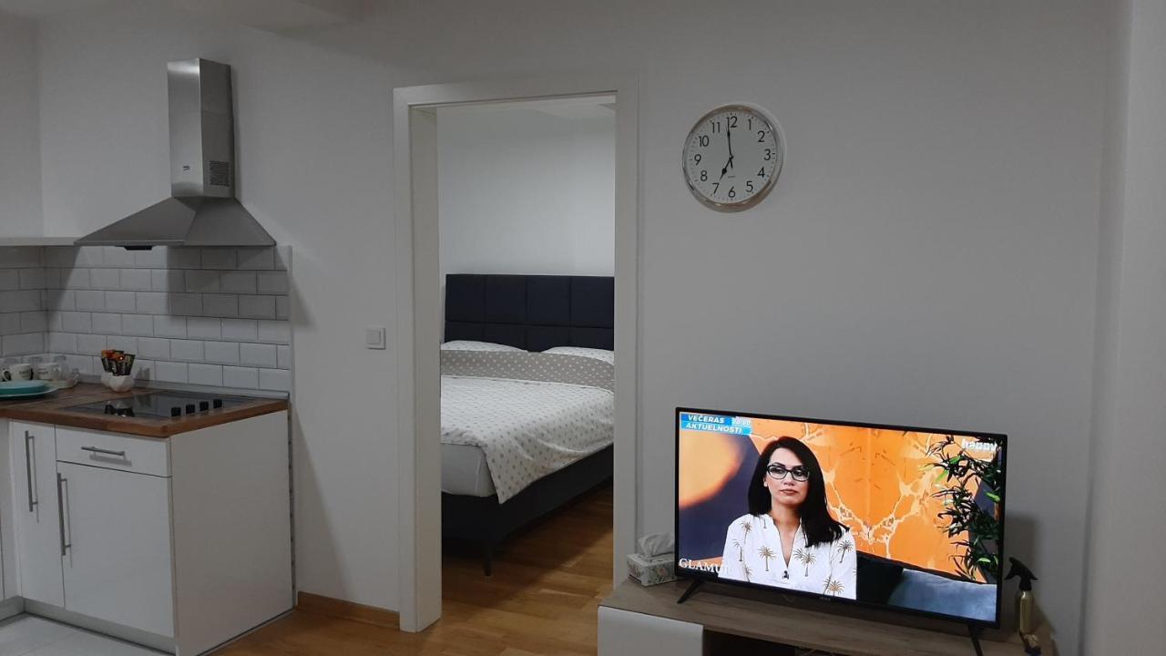 Apartman 222 Lägenhet Brčko Exteriör bild