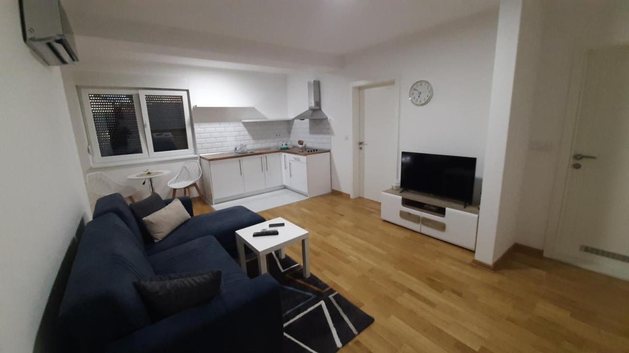 Apartman 222 Brčko Exteriör bild