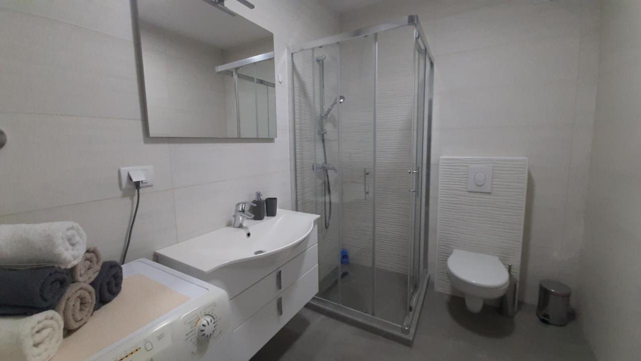 Apartman 222 Brčko Exteriör bild