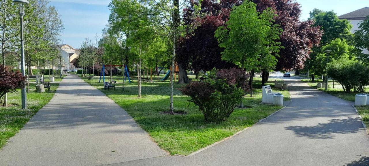 Apartman 222 Brčko Exteriör bild